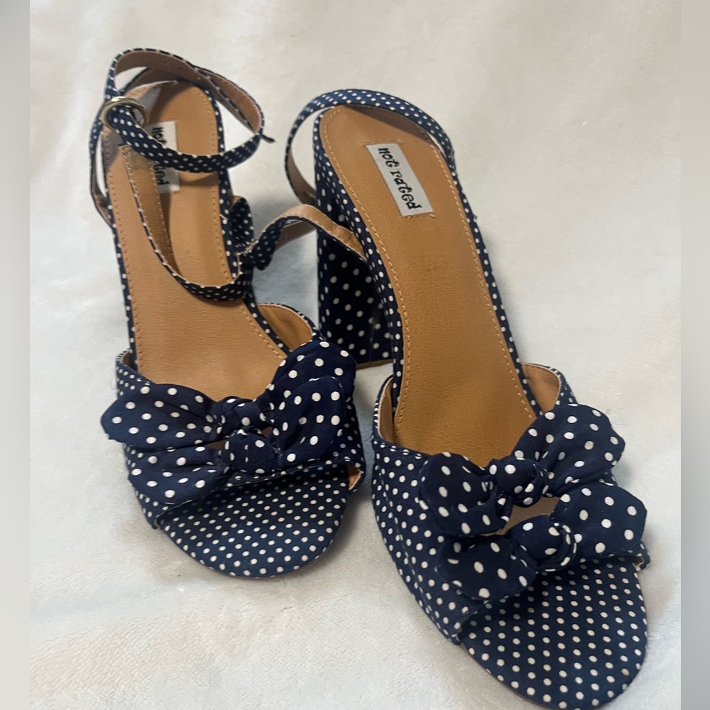 Navy Blue with white polka dots, Not Rated Brand Heels with bows, size 8.5. - Picture 4 of 6